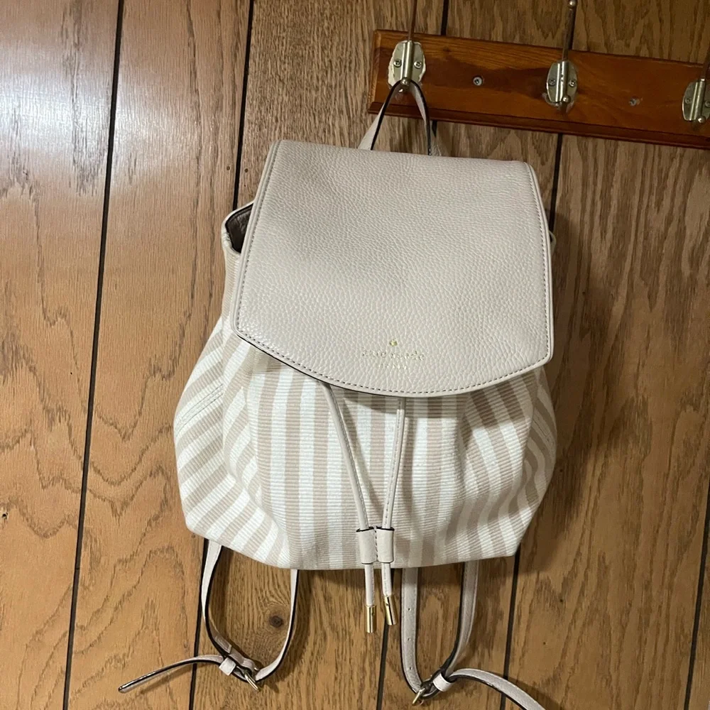 Kate Spade ♠️ " Mulberry St Breezy Striped Backpack - Picture 2 of 15